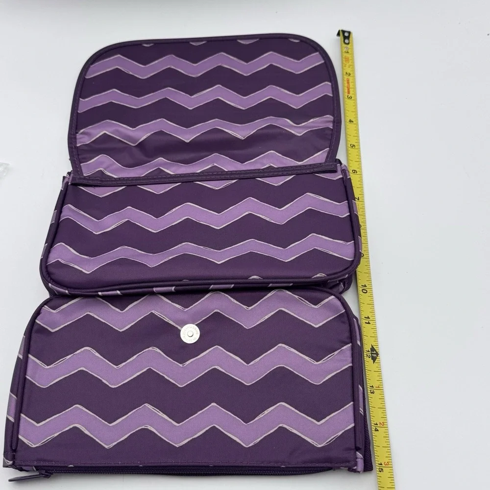 NEW Thirty-One True Beauty Bag Purple Plum Hostess Exclusive 2pcs Makeup Travel